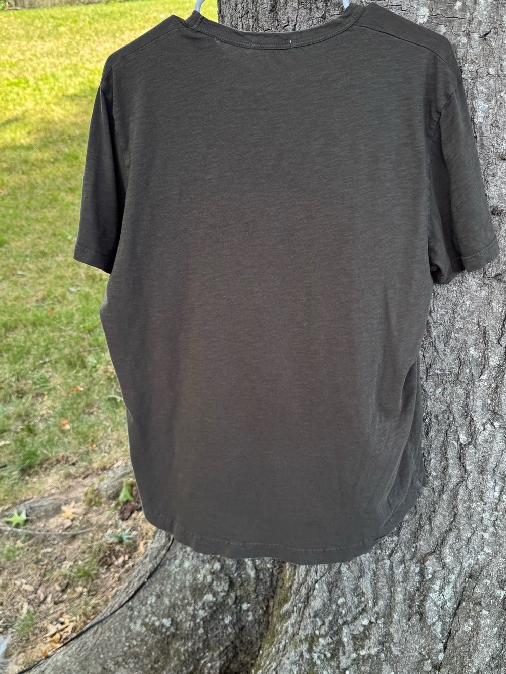 Buck Mason Fades Black Crewneck Shirt for Men Made in America Size large - Picture 3 of 4